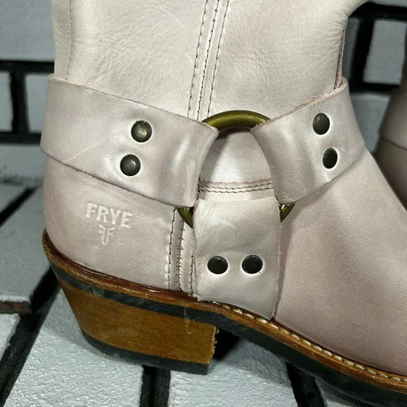 Frye Boots Western Women's Light Pink Heeled Boots 10 - Picture 3 of 10